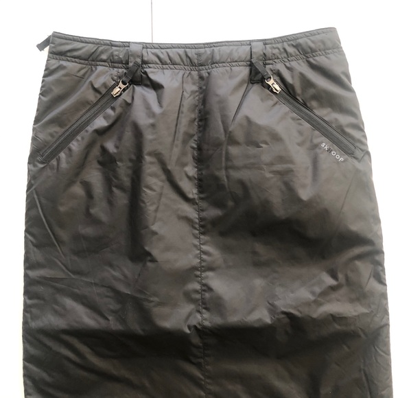 ♦️SOLD♦️SKHOOP  Life by Black Insulated Snow Skirt - Picture 3 of 15